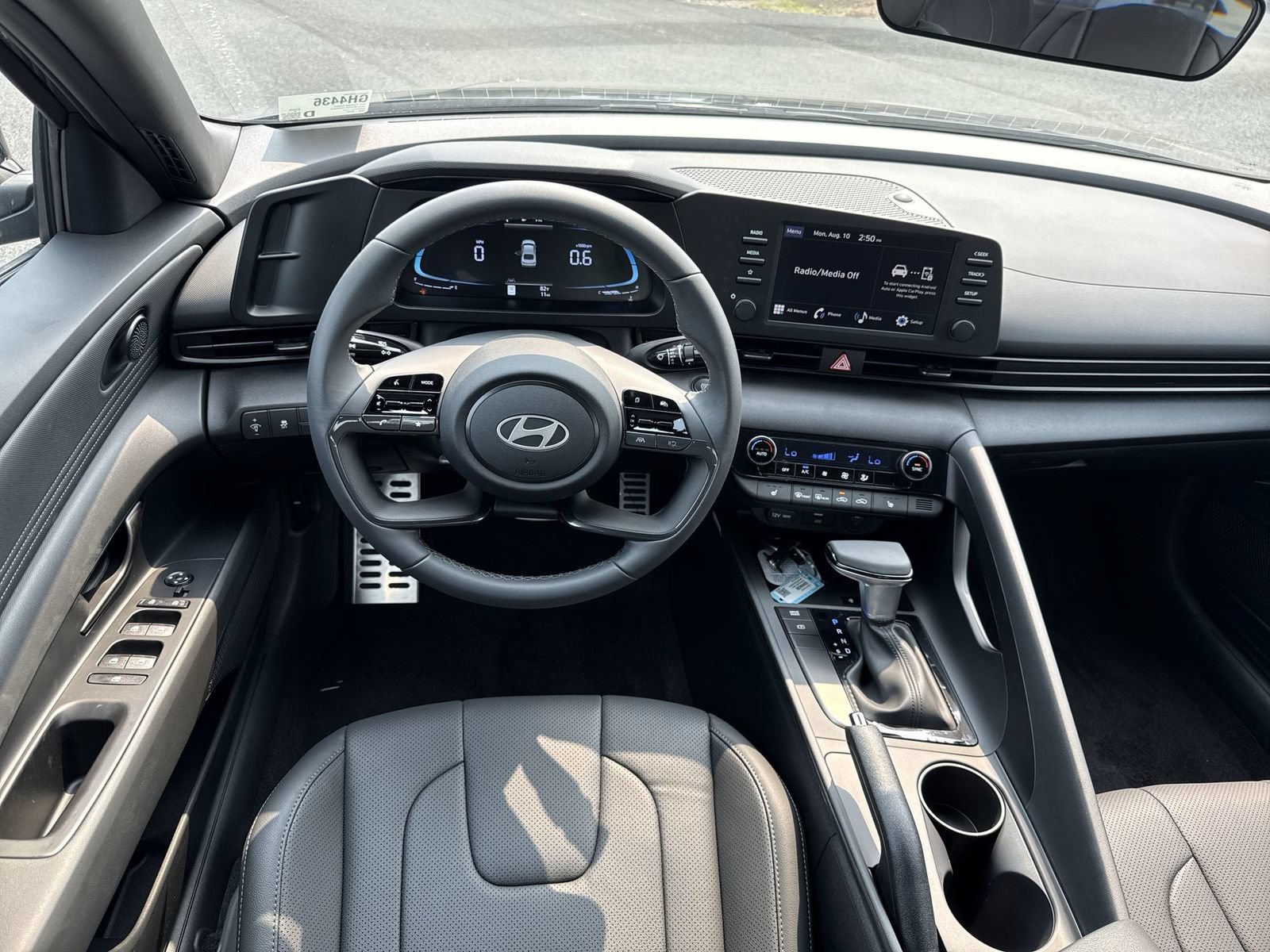 New 2026 Hyundai Elantra SEL Sport FWD image 16