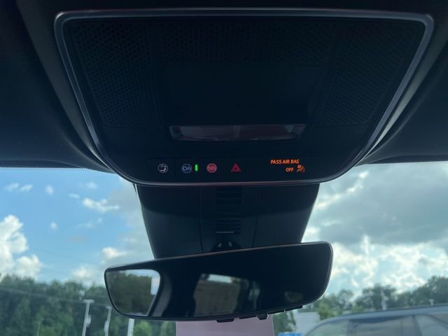 New 2026 Chevrolet Traverse RS w/ LPO, Floor Liner Package FWD image 40