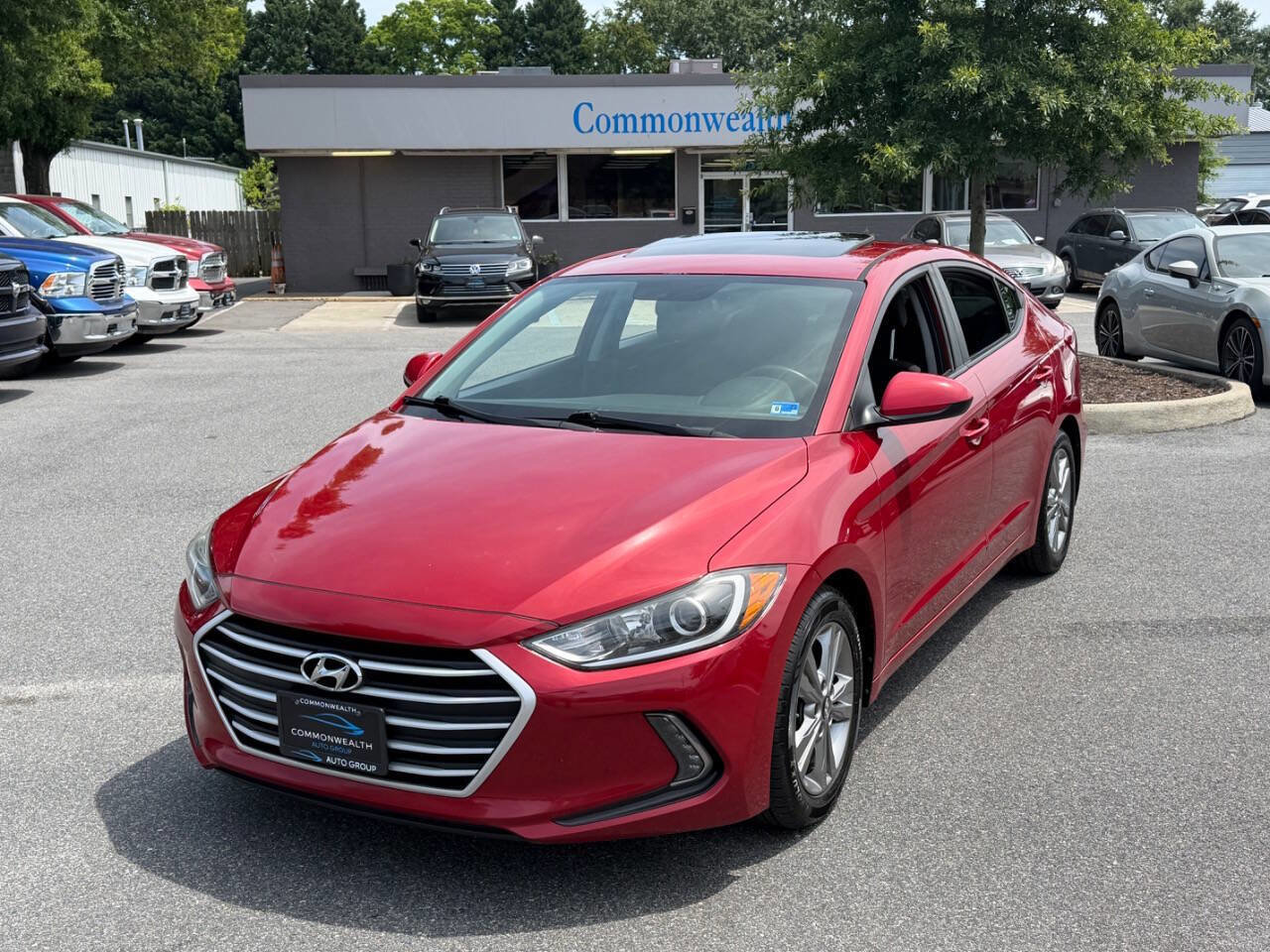Used 2017 Hyundai Elantra Value Edition FWD image 5