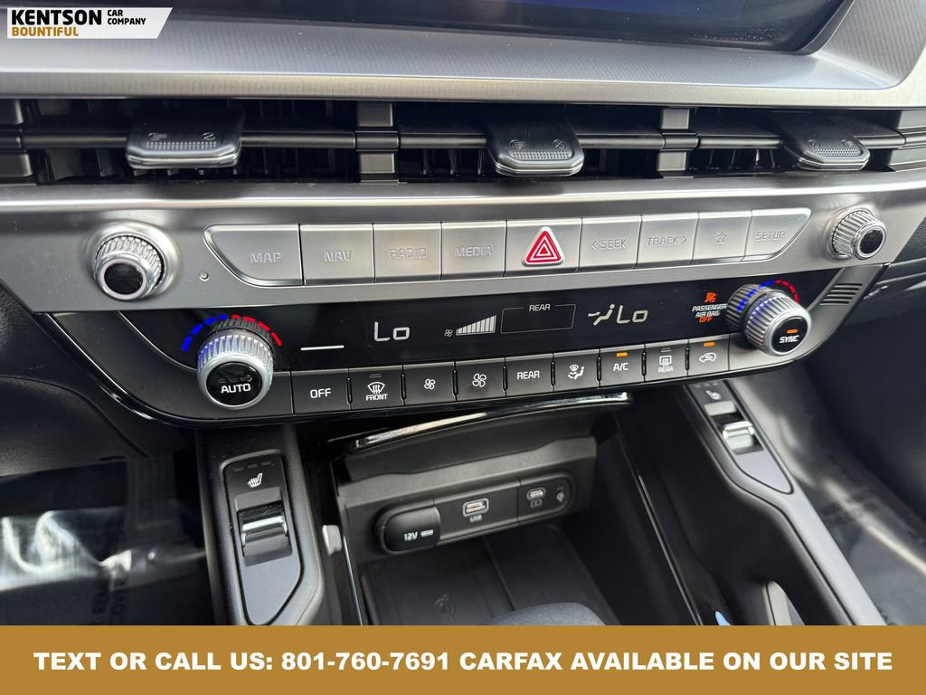 Used 2025 Kia Telluride S image 28