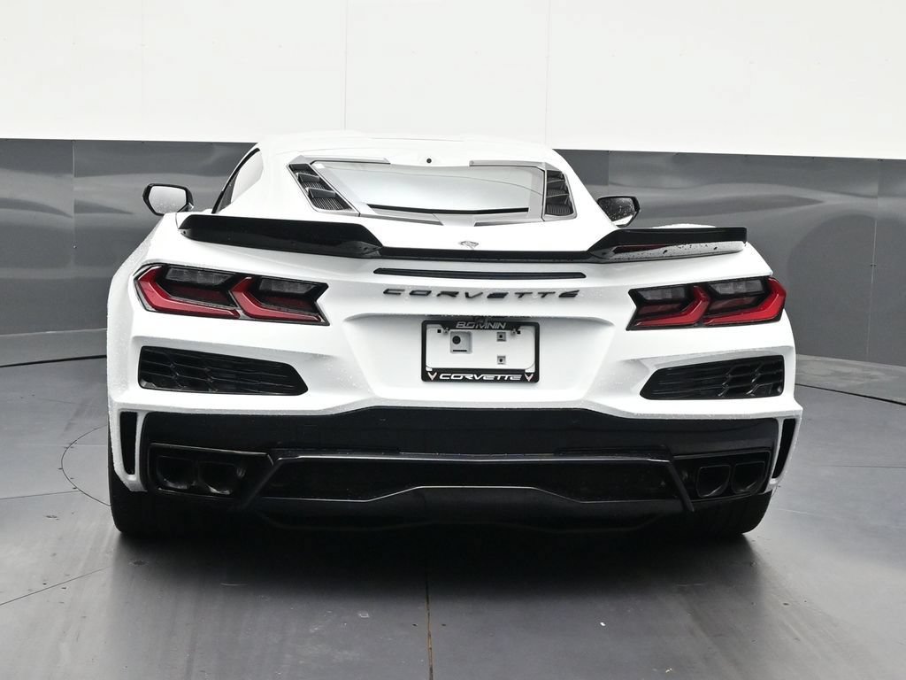 Used 2025 Chevrolet Corvette E-Ray AWD/4WD image 4