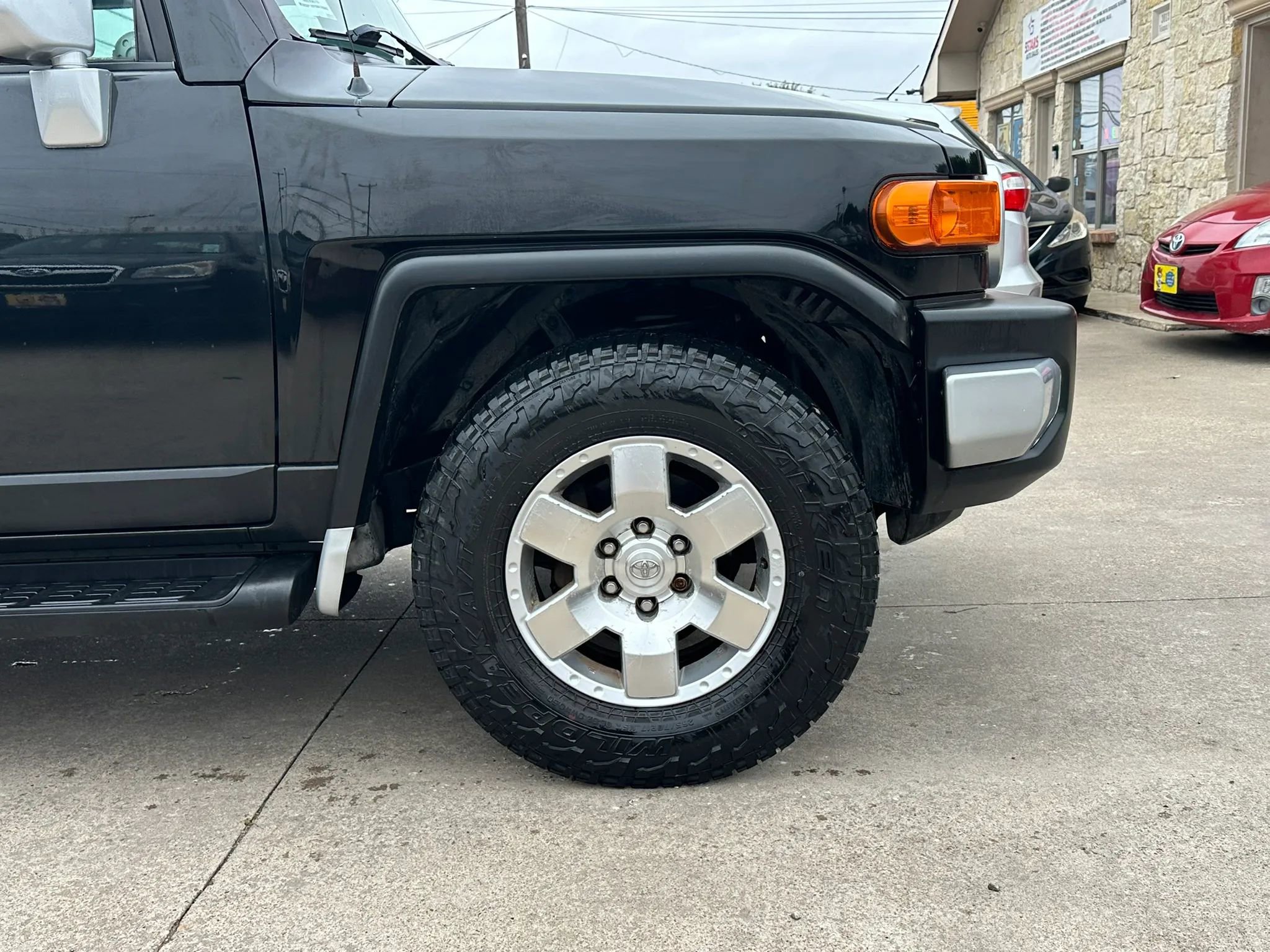 Used 2007 Toyota FJ Cruiser 2WD image 5