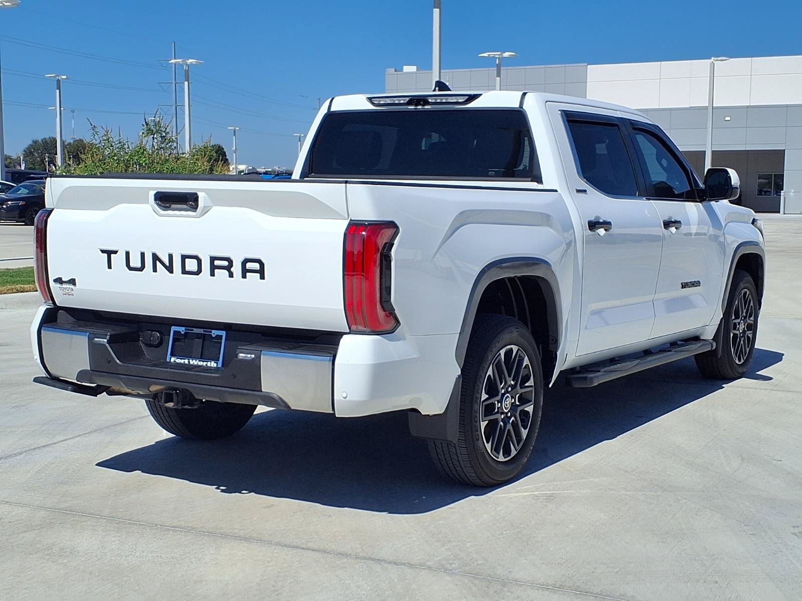 Used 2024 Toyota Tundra Limited AWD/4WD image 9