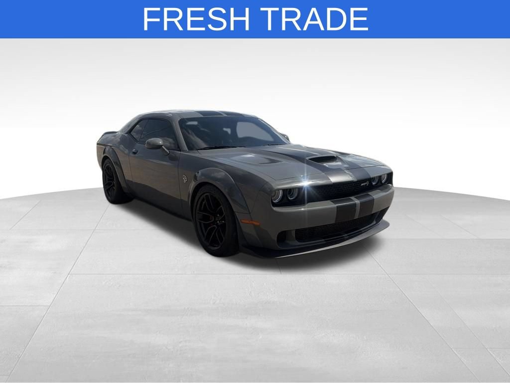 Used 2018 Dodge Challenger SRT Hellcat RWD image 1