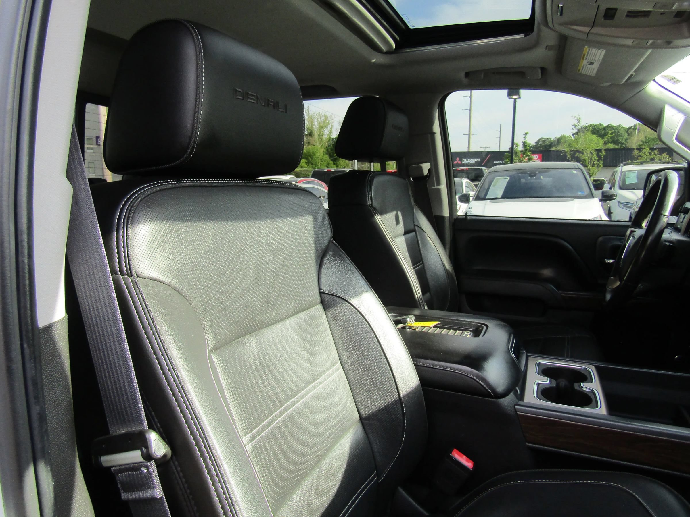 Used 2017 GMC Sierra 1500 Denali AWD/4WD image 13