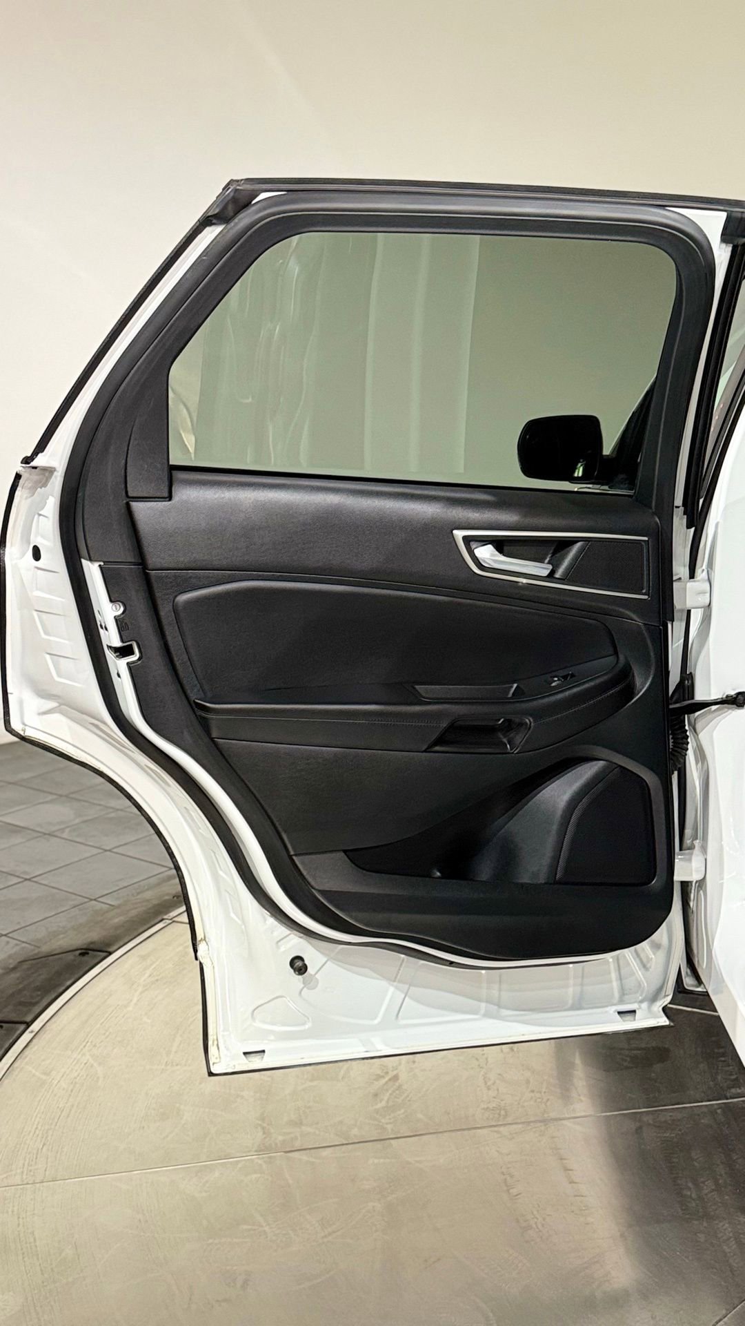 Used 2022 Ford Edge SEL w/ Convenience Package image 37