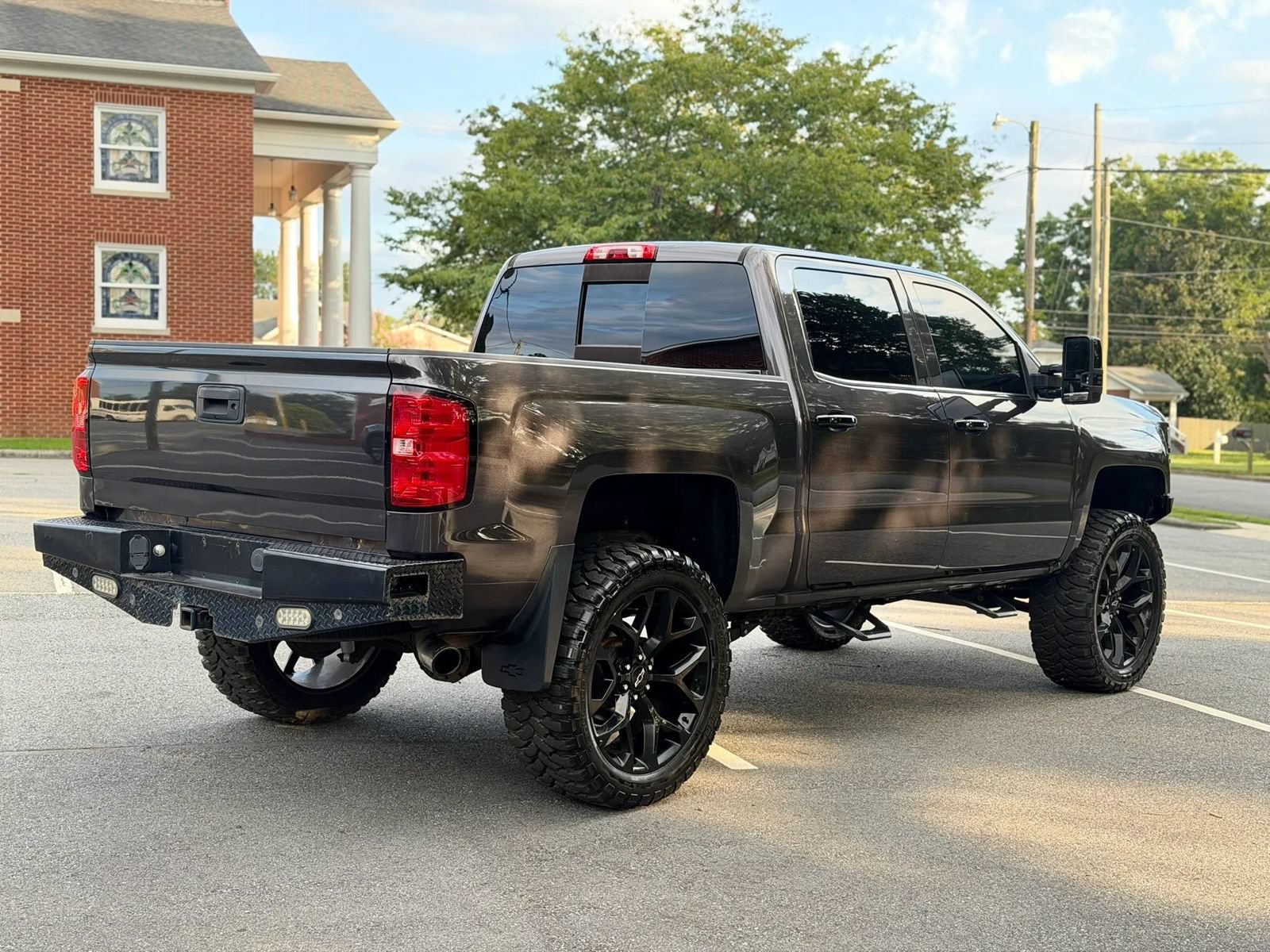 Used 2015 Chevrolet Silverado 1500 LTZ AWD/4WD image 6