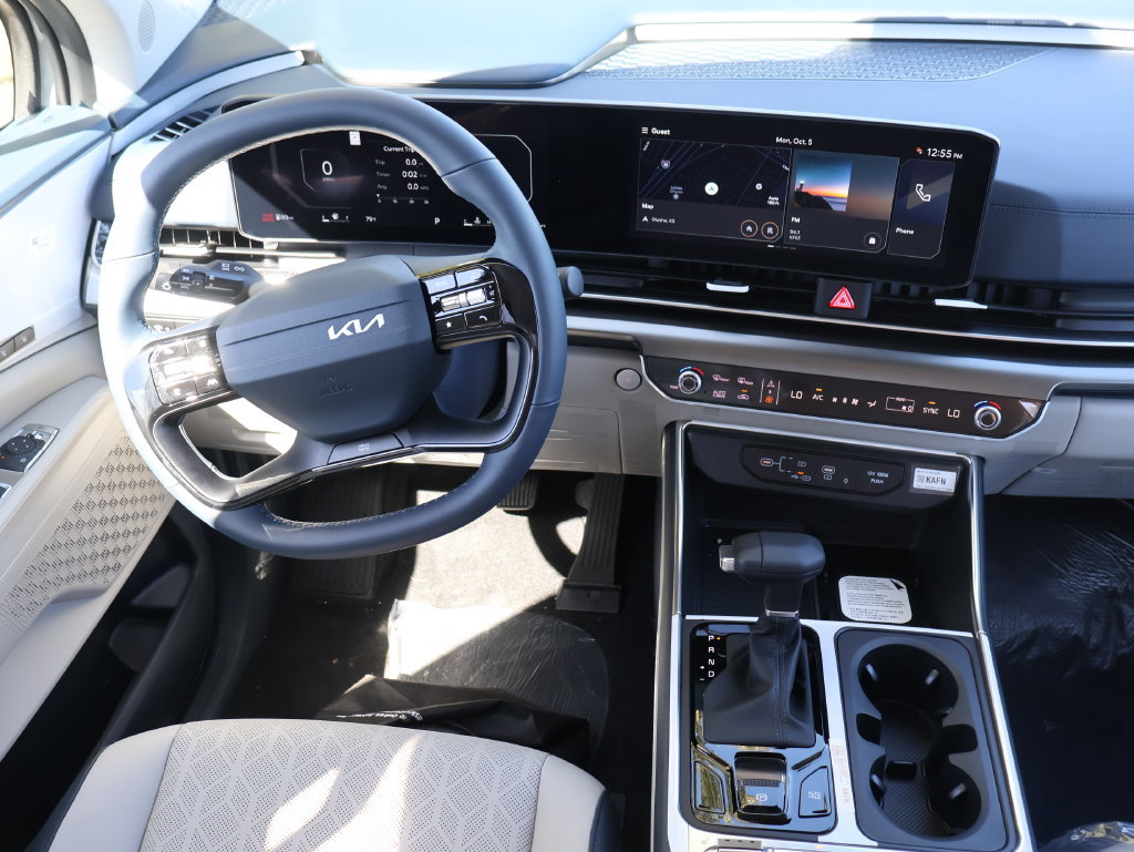 New 2027 Kia Carnival SX FWD image 12