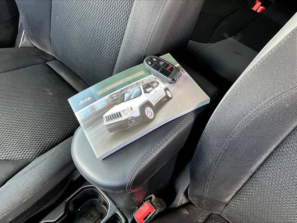 Used 2019 Jeep Renegade Altitude w/ Quick Order Package 2XM FWD image 35