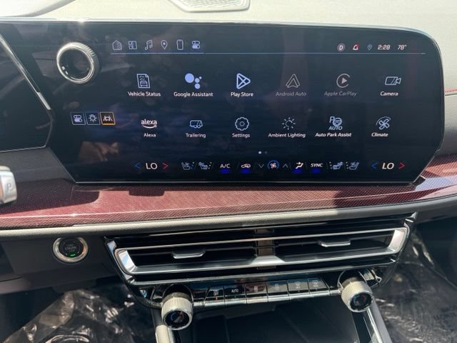 Certified 2024 Chevrolet Traverse RS AWD/4WD image 18