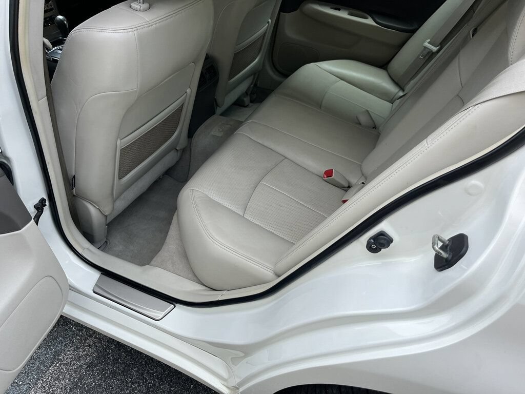 Used 2013 INFINITI G37 x Sedan w/ Premium Pkg AWD/4WD image 32