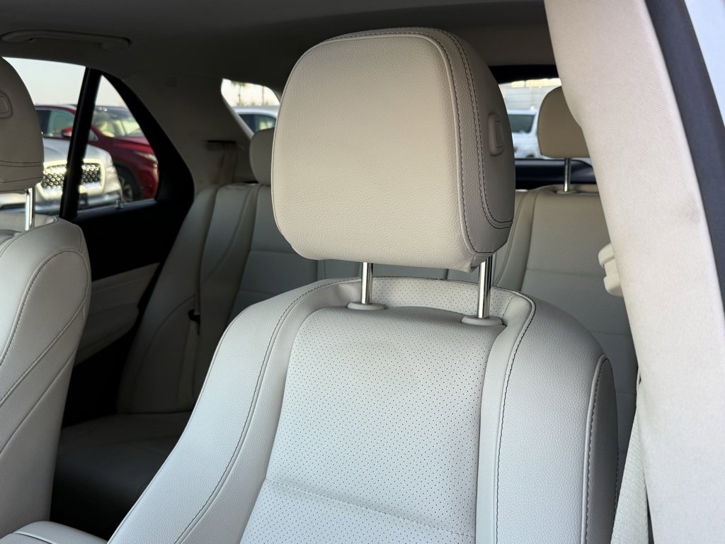 Used 2022 Mercedes-Benz GLE 350 image 3