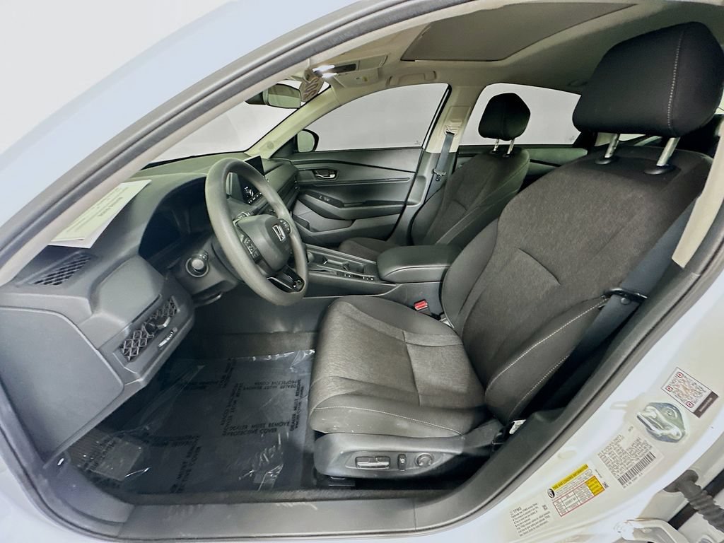 Used 2024 Honda Accord EX image 26