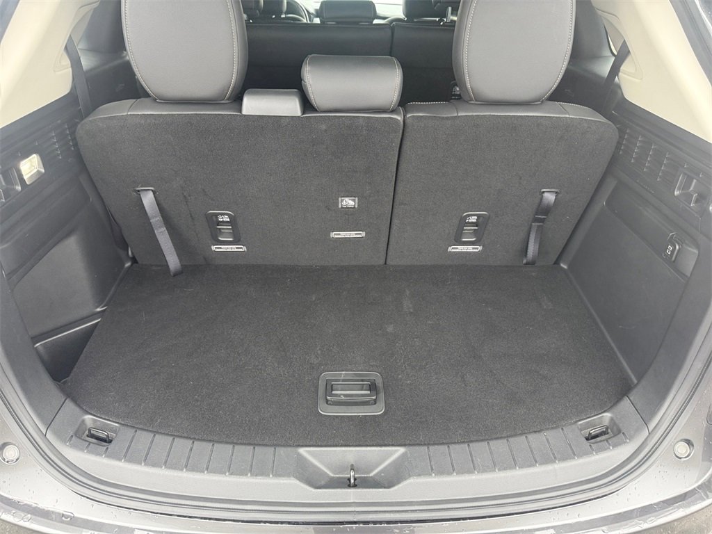 Used 2024 MAZDA CX-90 3.3 Turbo w/ Preferred Package image 19