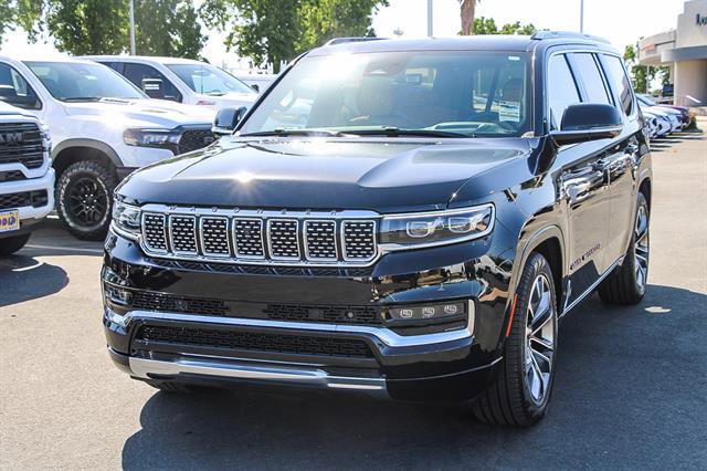 New 2023 Jeep Grand Wagoneer Series III image 7
