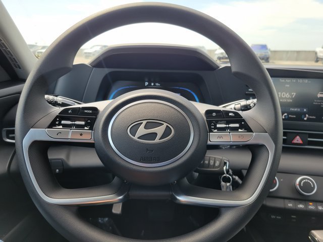 New 2026 Hyundai Elantra SE FWD image 12