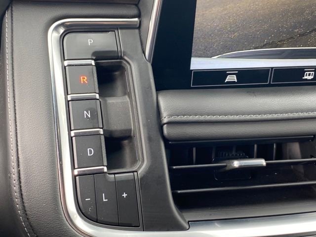 Certified 2021 Chevrolet Suburban LS w/ Driver Alert Package image 11