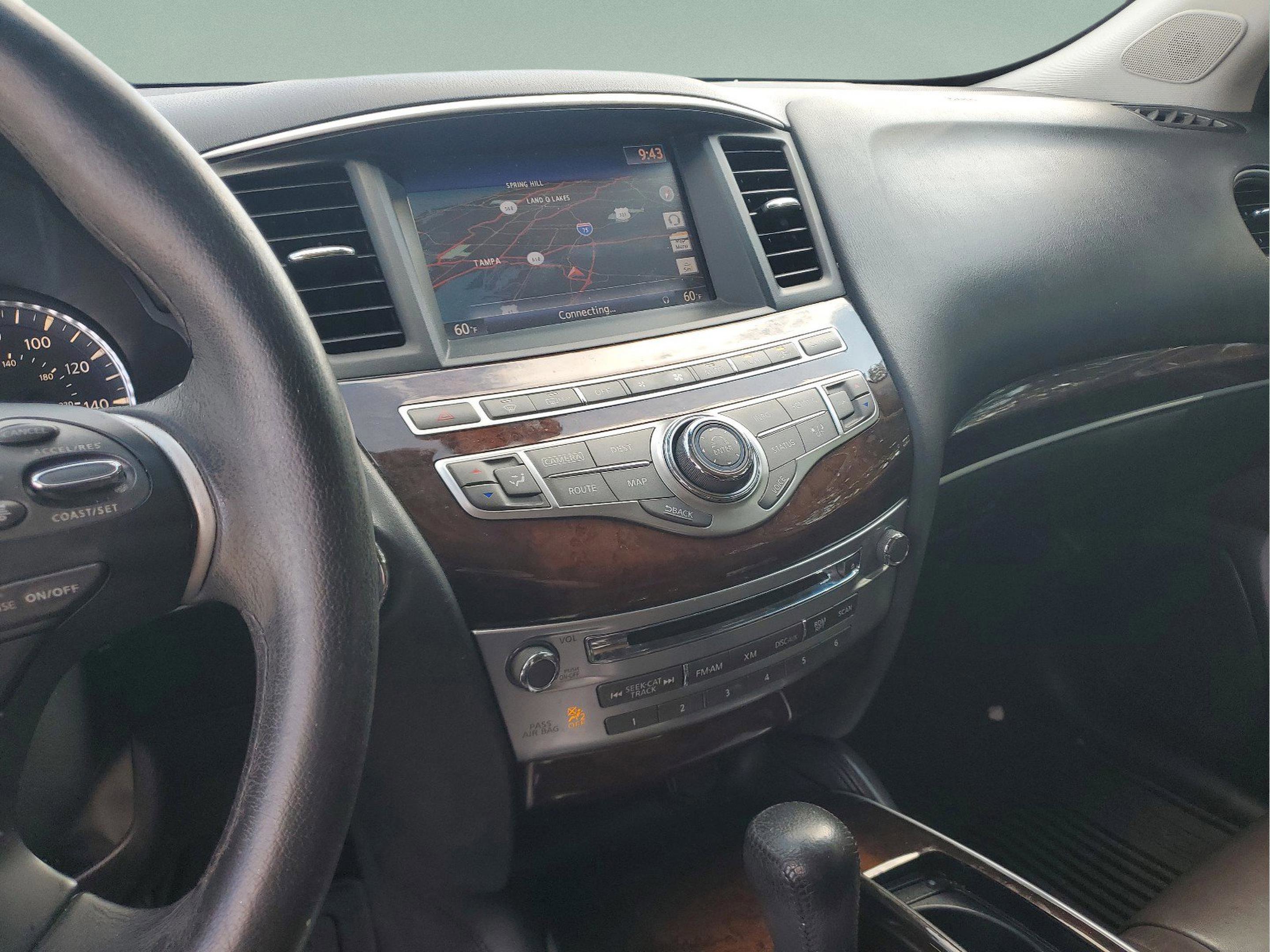 Used 2015 INFINITI QX60 FWD w/ Deluxe Touring Package image 24