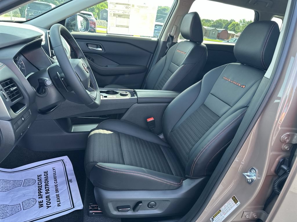New 2026 Nissan Rogue SV AWD/4WD image 17