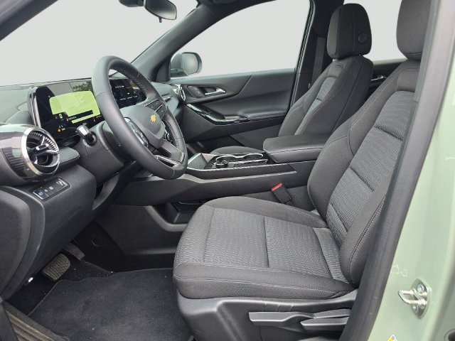 Used 2026 Chevrolet Equinox LT FWD image 19