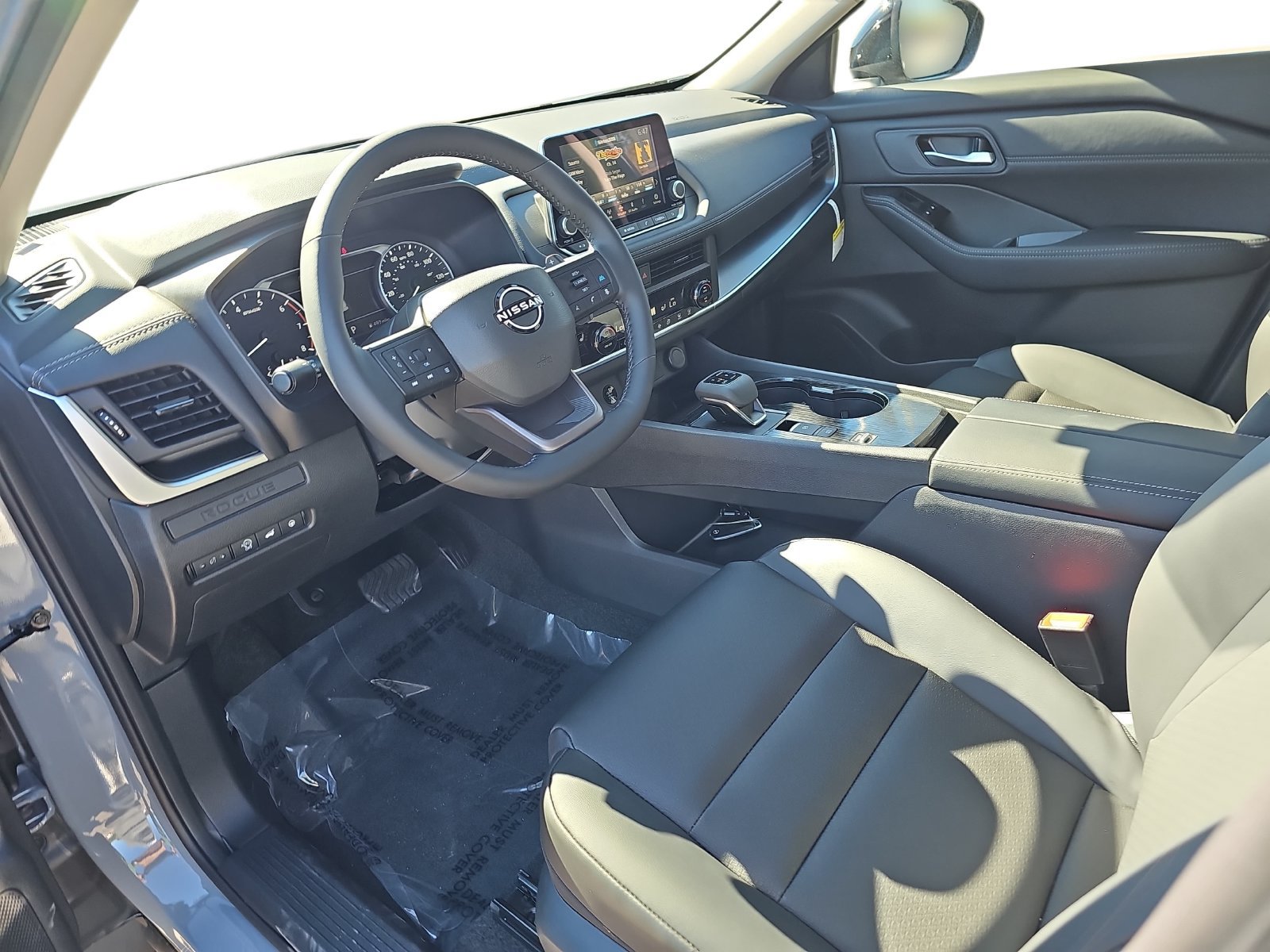New 2027 Nissan Rogue Dark Armor FWD image 16