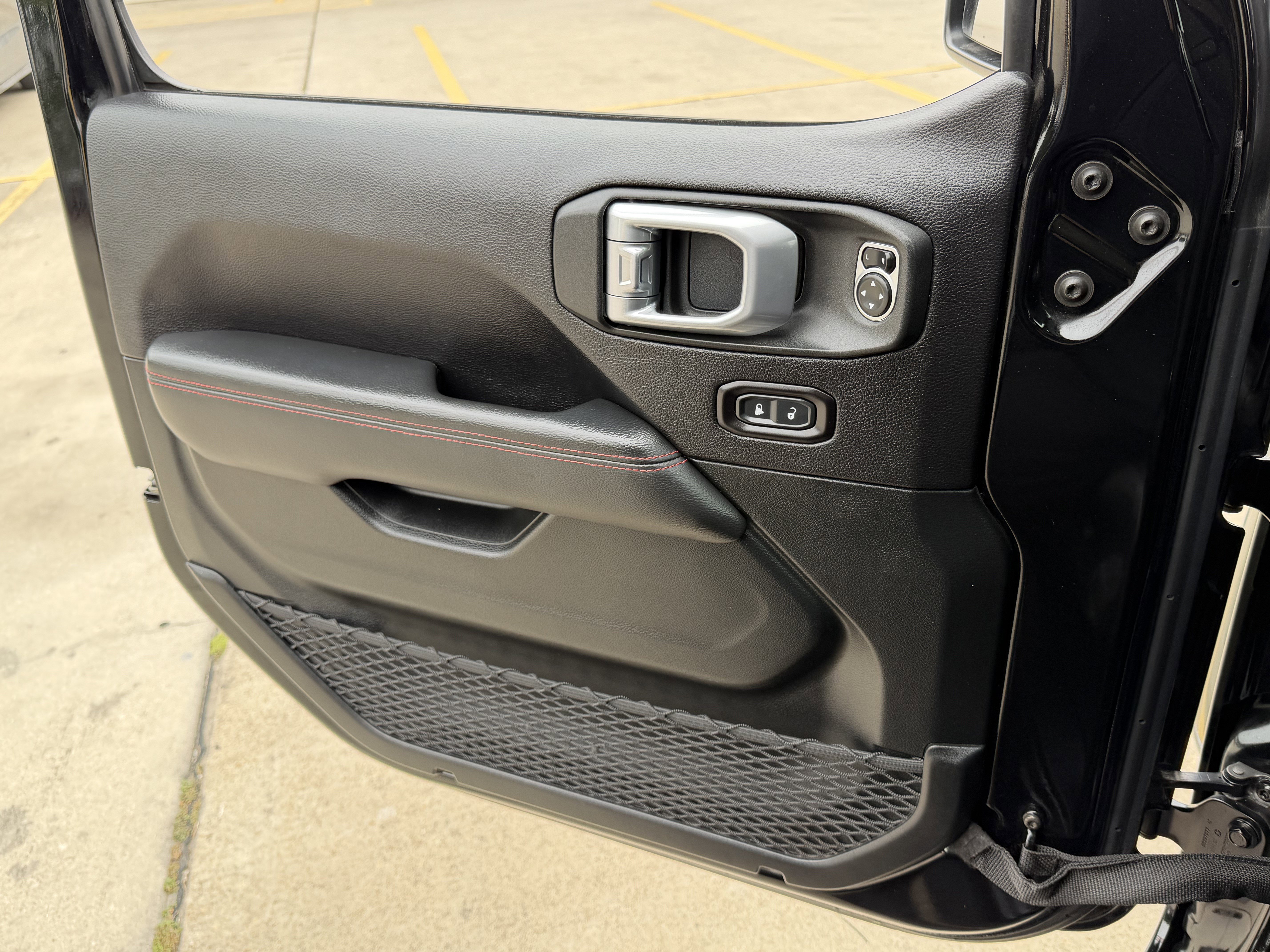 Used 2020 Jeep Wrangler Unlimited Rubicon AWD/4WD image 26