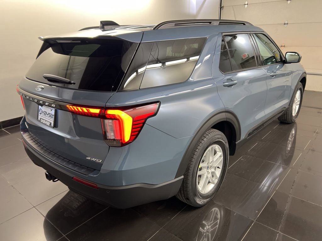 New 2026 Ford Explorer Active AWD/4WD image 6