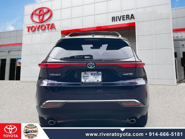 Used 2023 Toyota Venza Limited AWD/4WD image 8