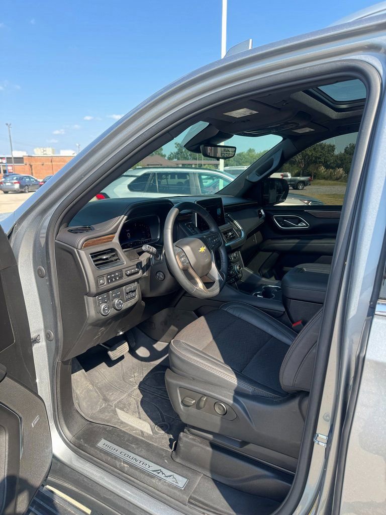 Used 2023 Chevrolet Tahoe High Country image 10