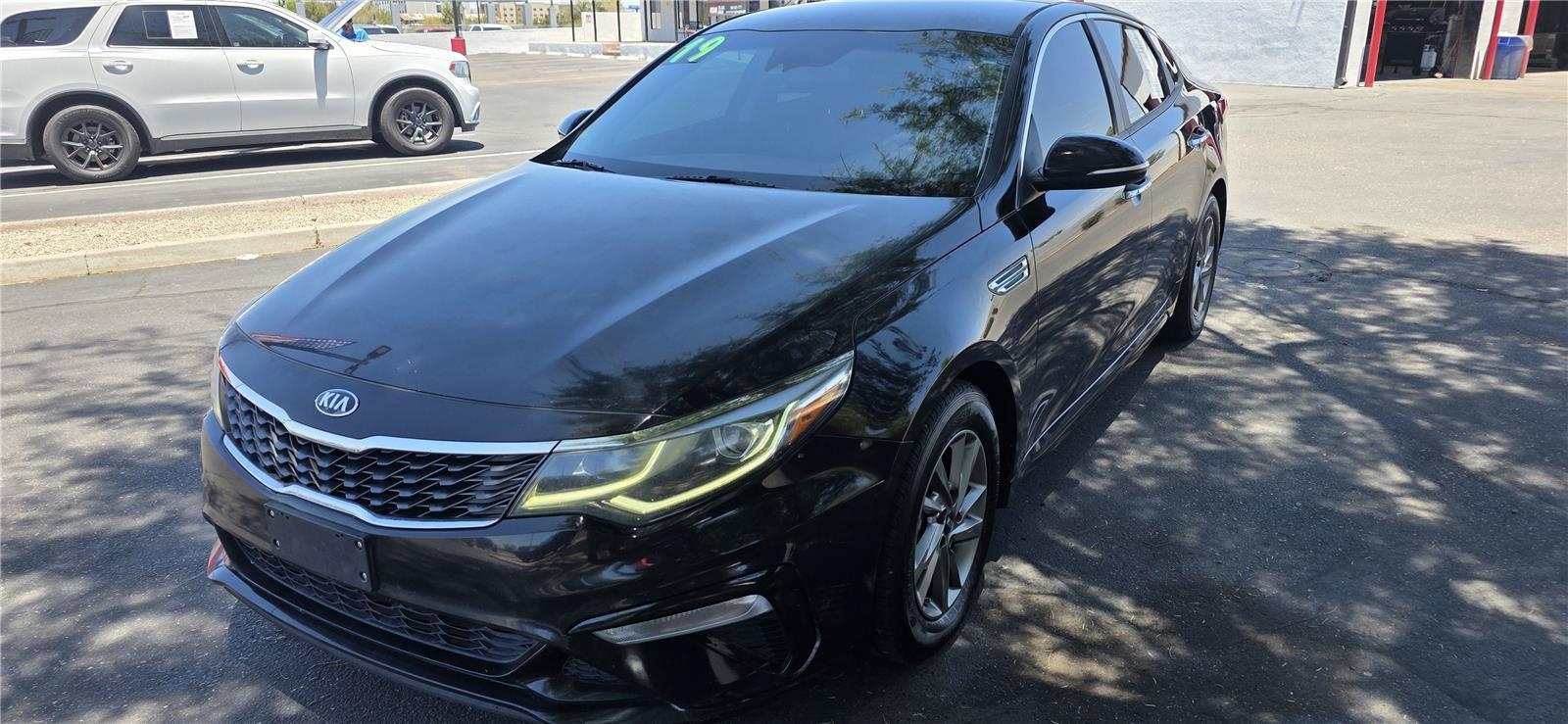 Used 2019 Kia Optima LX FWD image 1