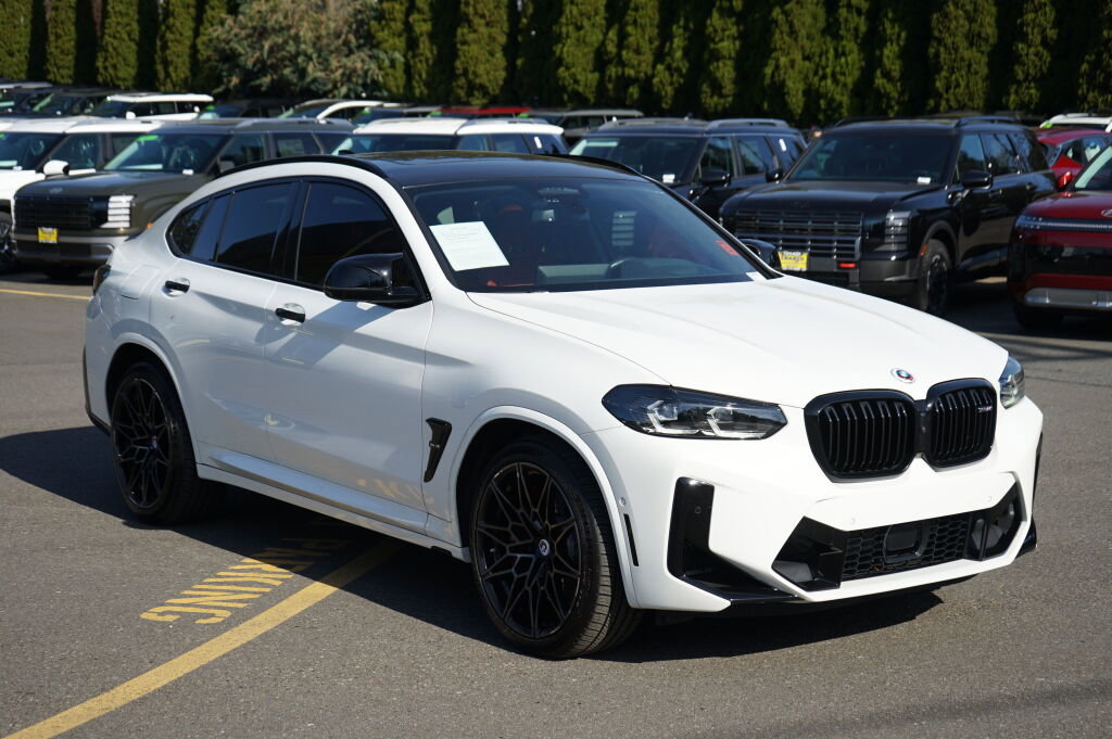 Used 2023 BMW X4 M w/ Competition Package AWD/4WD image 3