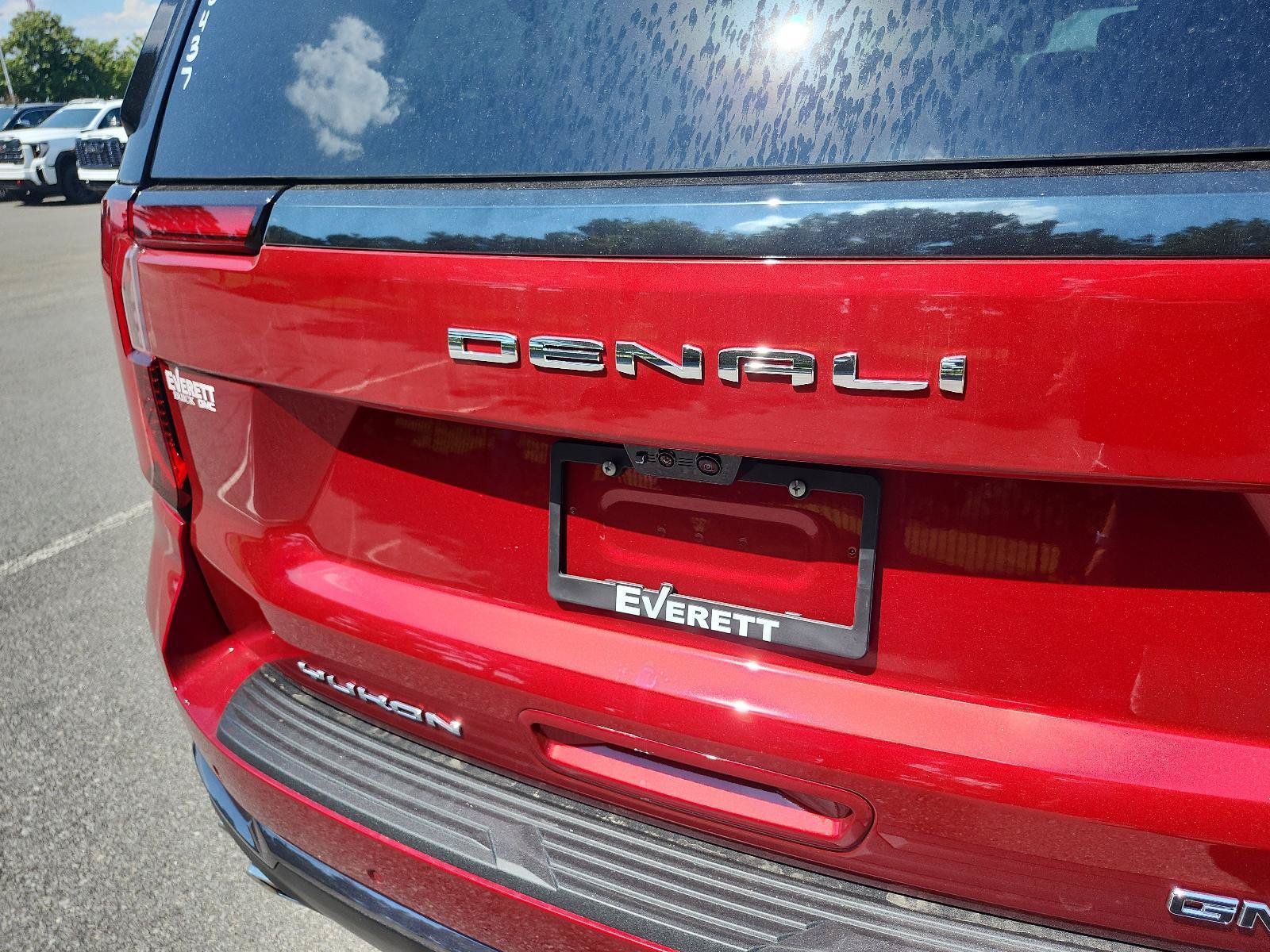 New 2026 GMC Yukon XL Denali Ultimate AWD/4WD image 4