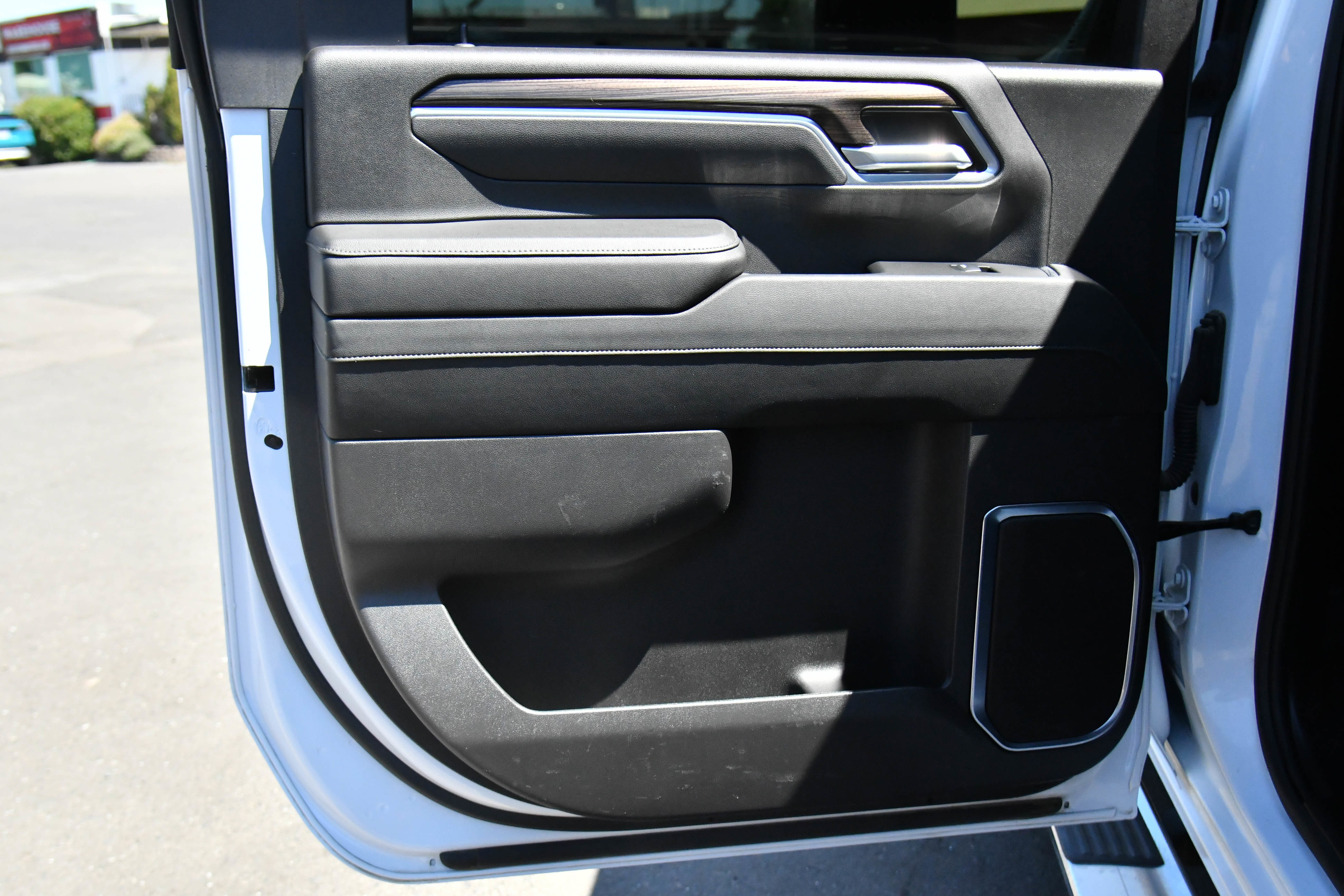 Used 2025 Chevrolet Silverado 2500 LT image 37