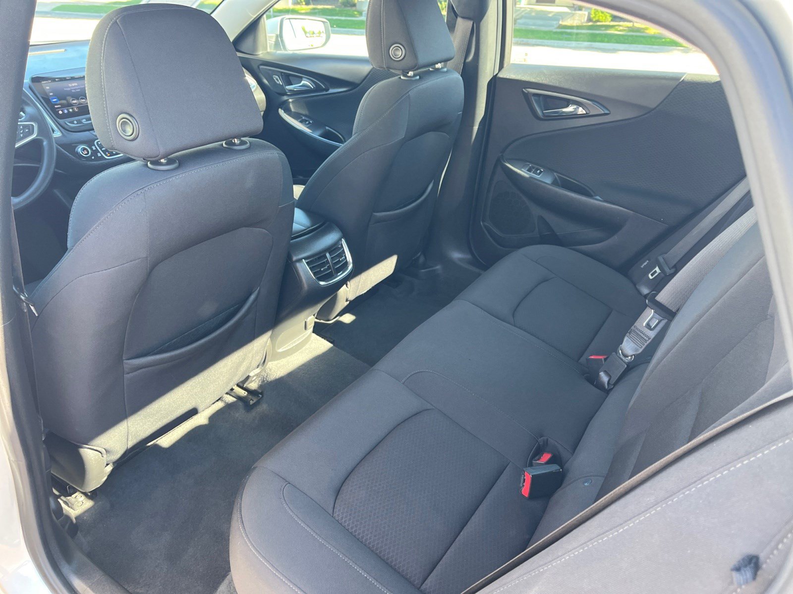 Used 2020 Chevrolet Malibu LT FWD image 17