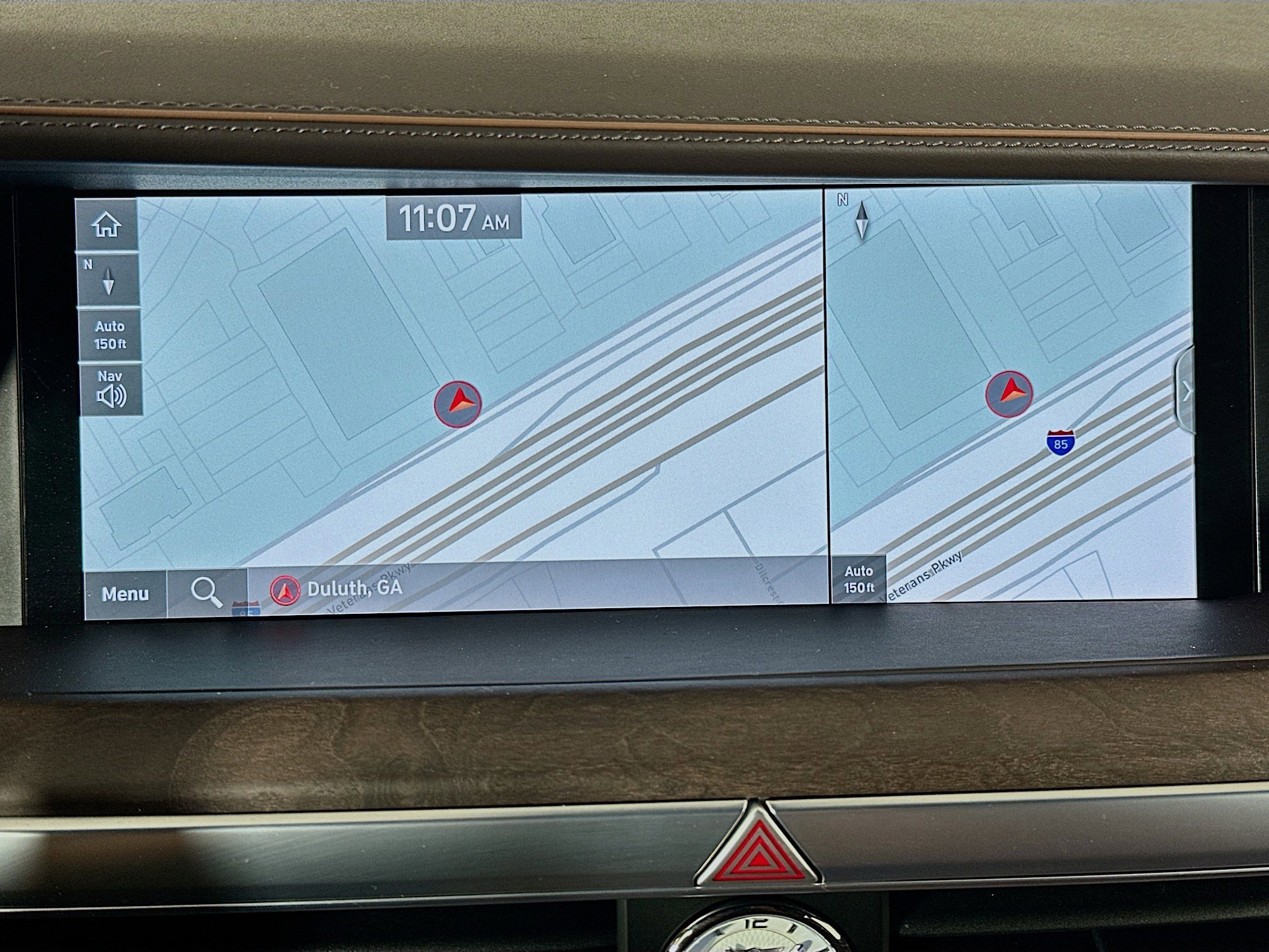 Used 2022 Genesis G90 3.3T Premium RWD image 22