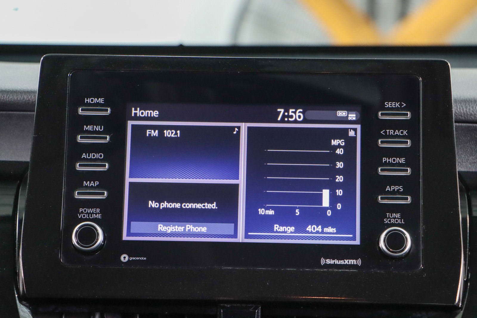 Used 2024 Toyota Camry SE image 19