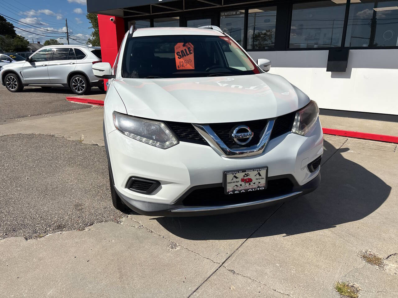Used 2018 Nissan Rogue SV image 11