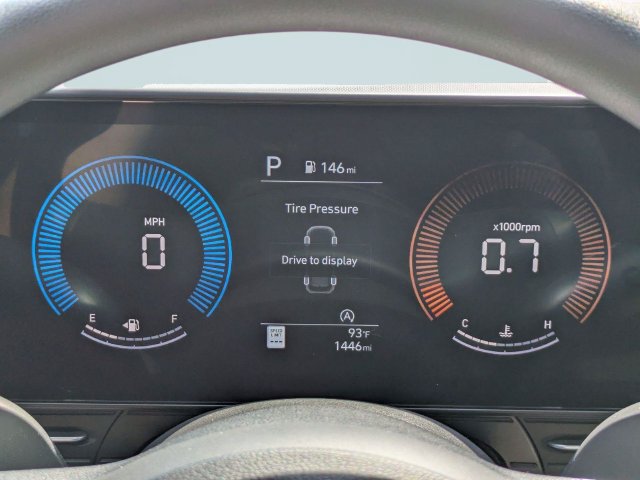 Used 2025 Hyundai Kona SE FWD image 29