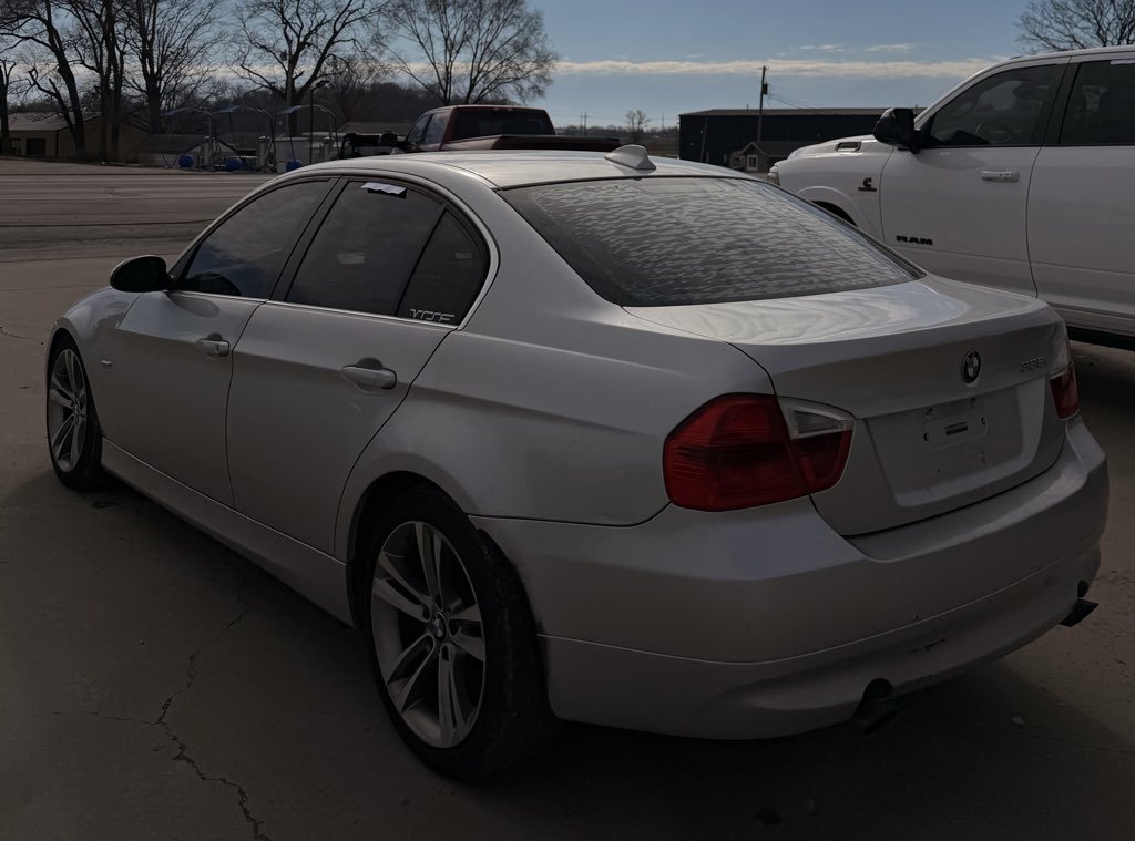Used 2008 BMW 335i Sedan image 4