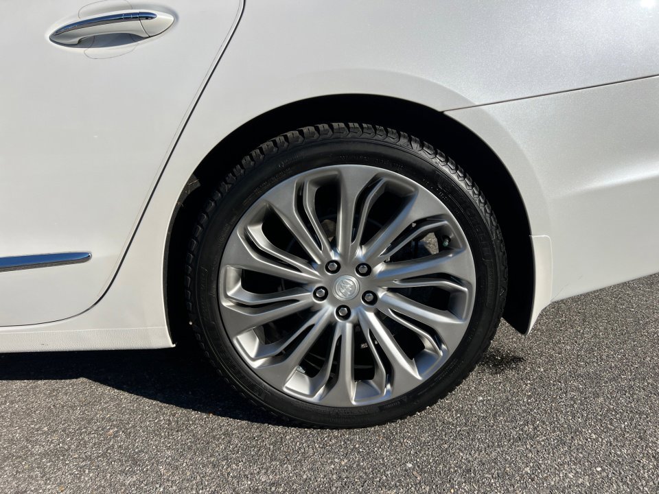 Used 2017 Buick LaCrosse Premium w/ Driver Confidence Package #2 image 22