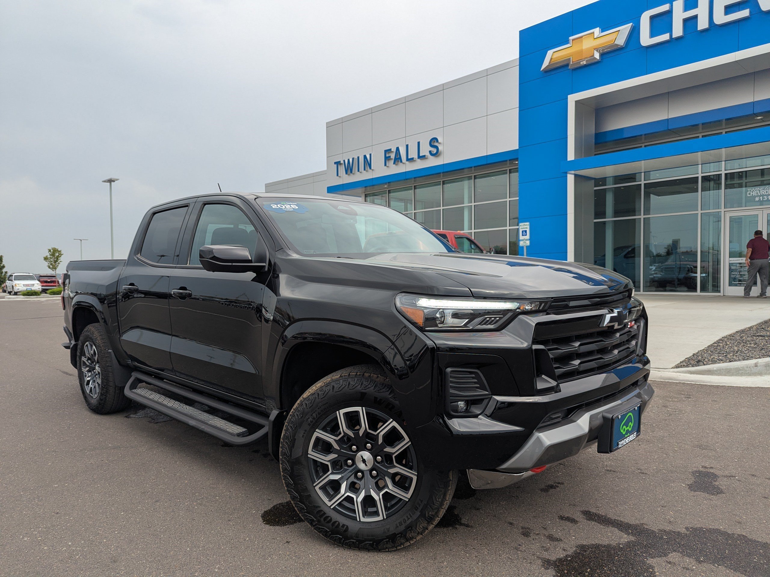 Certified 2026 Chevrolet Colorado Z71 w/ Technology Package AWD/4WD image 1