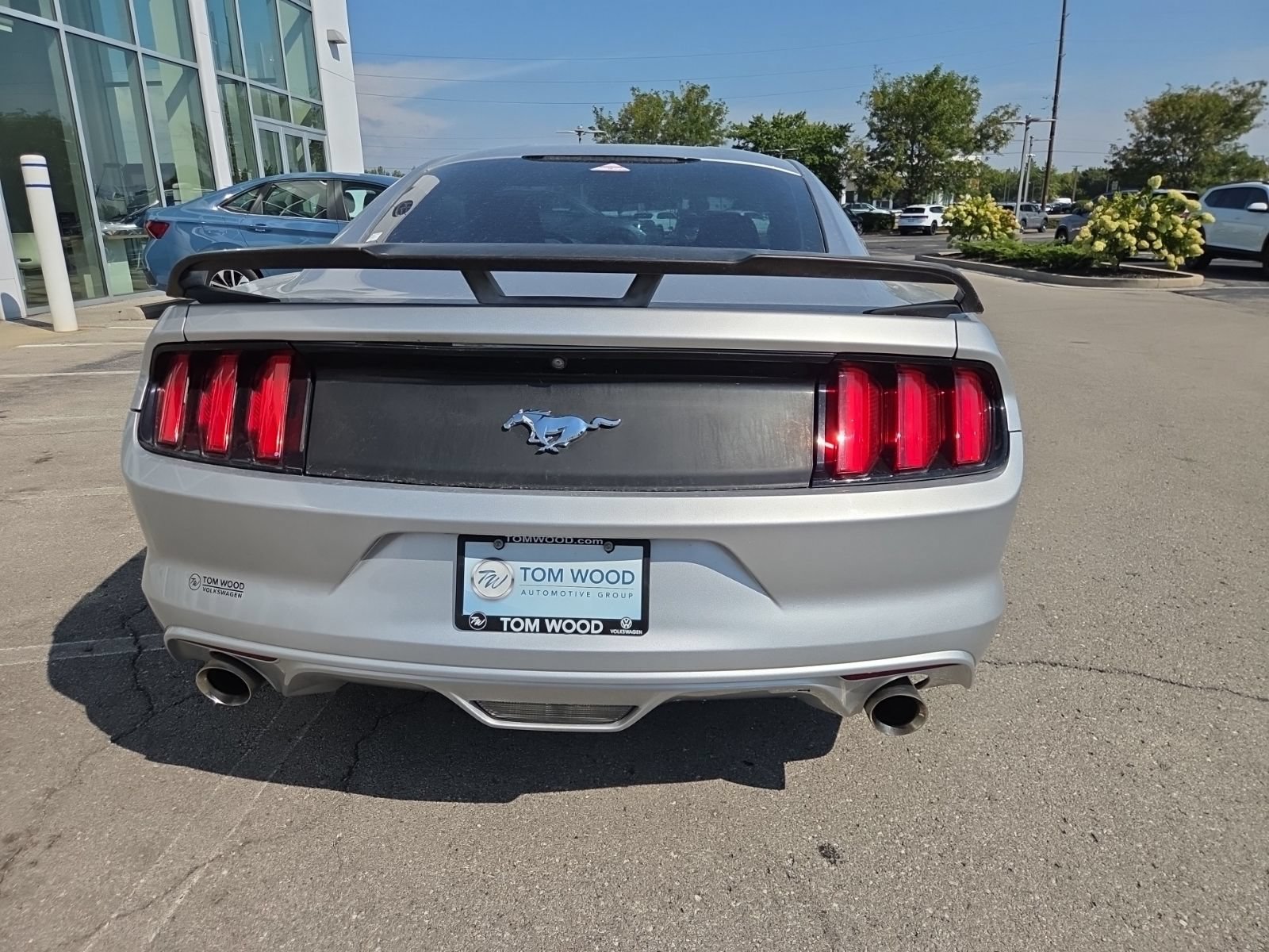 Used 2016 Ford Mustang Coupe RWD image 5