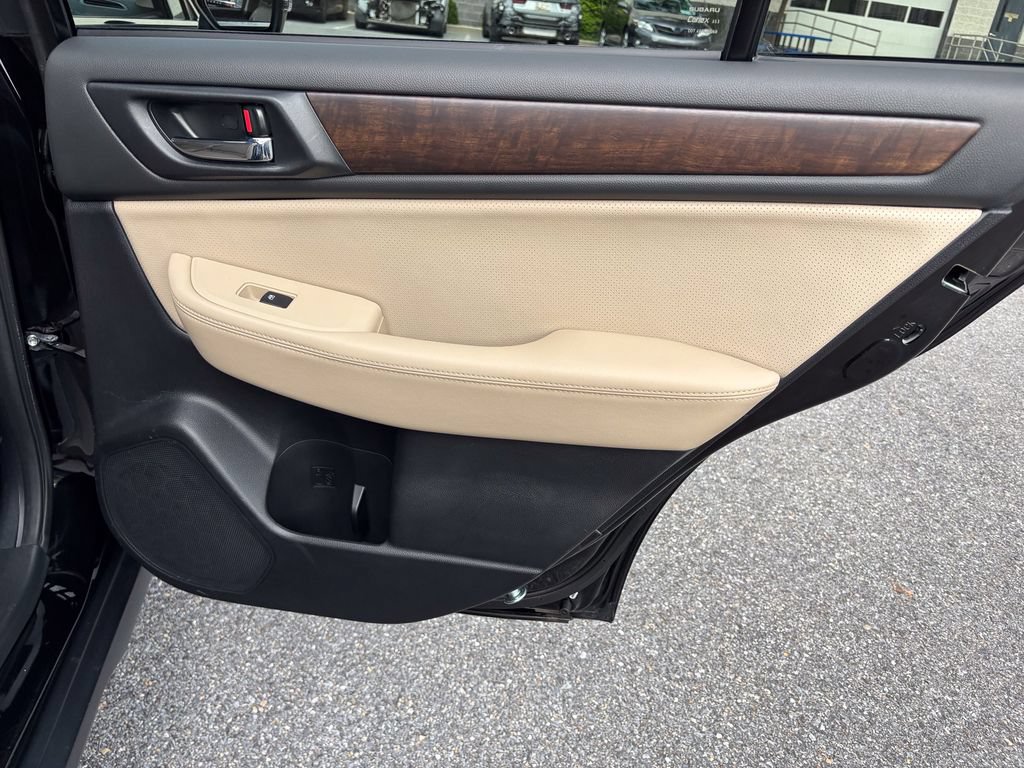 Used 2015 Subaru Outback 3.6R Limited AWD/4WD image 44