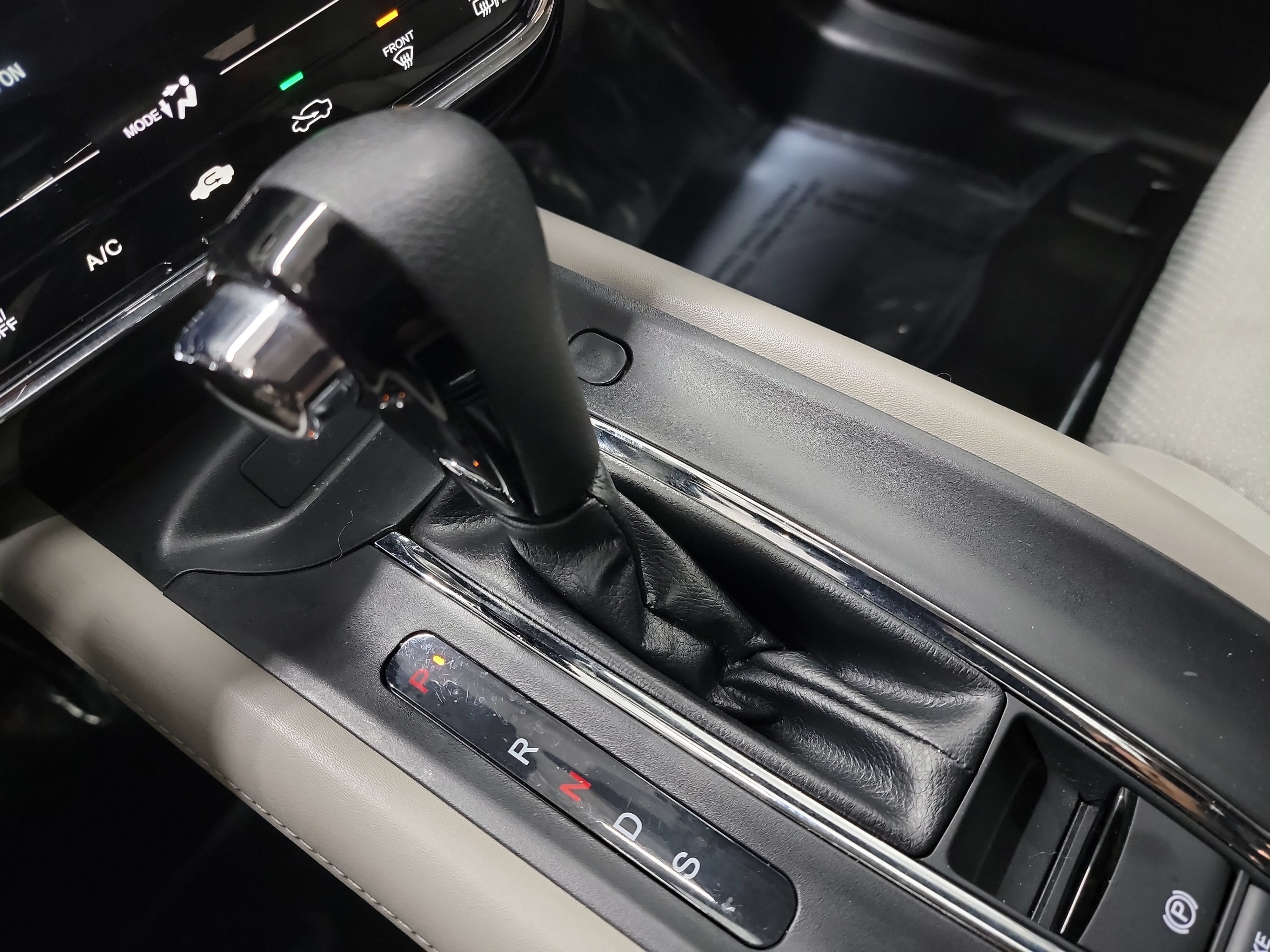 Used 2020 Honda HR-V EX image 27