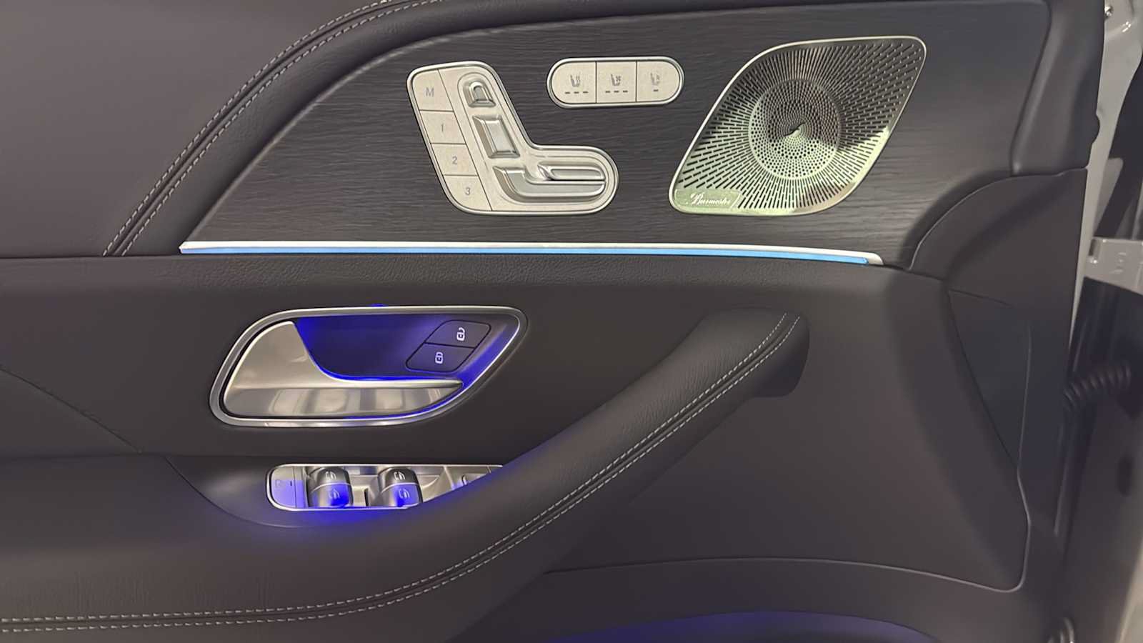 New 2026 Mercedes-Benz GLS 450 4MATIC image 16