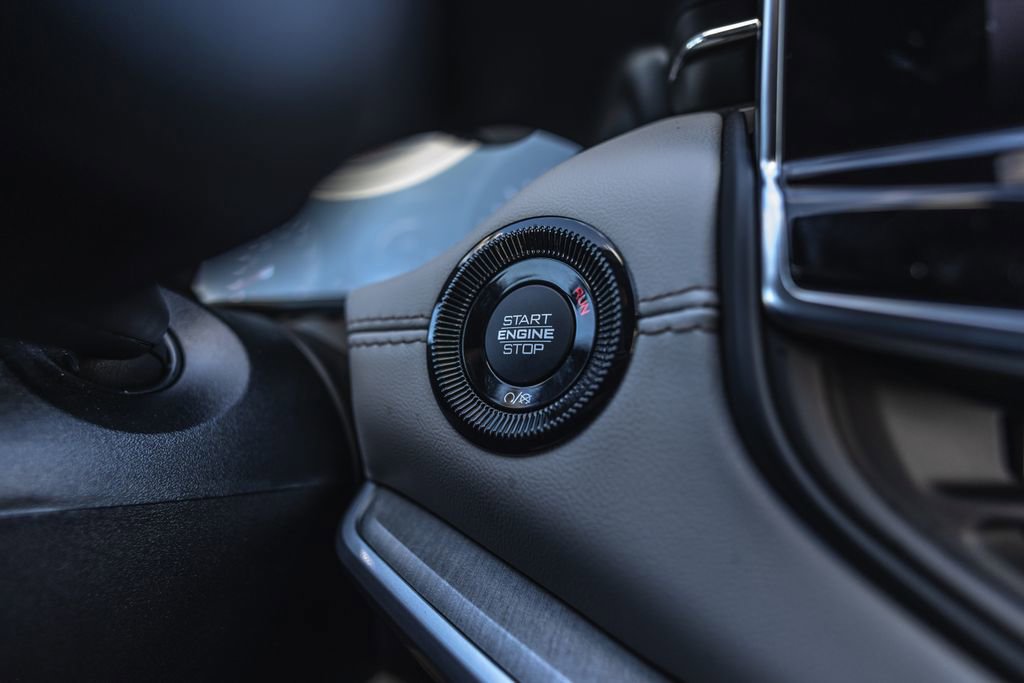 Used 2026 Jeep Compass Limited image 19
