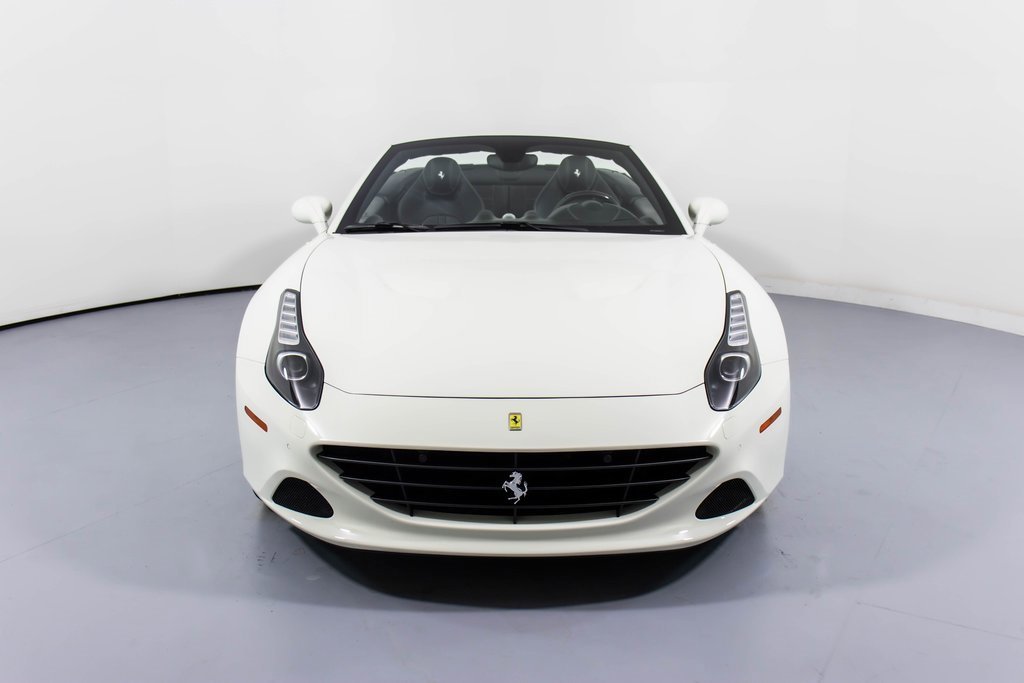 Certified 2017 Ferrari California T image 15