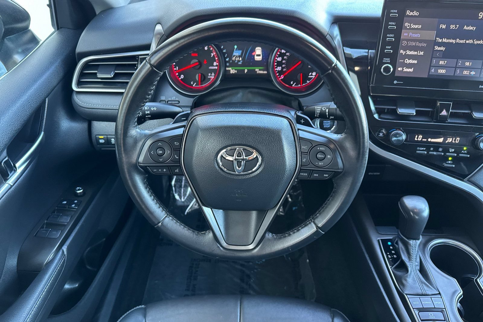 Certified 2021 Toyota Camry XSE FWD image 14