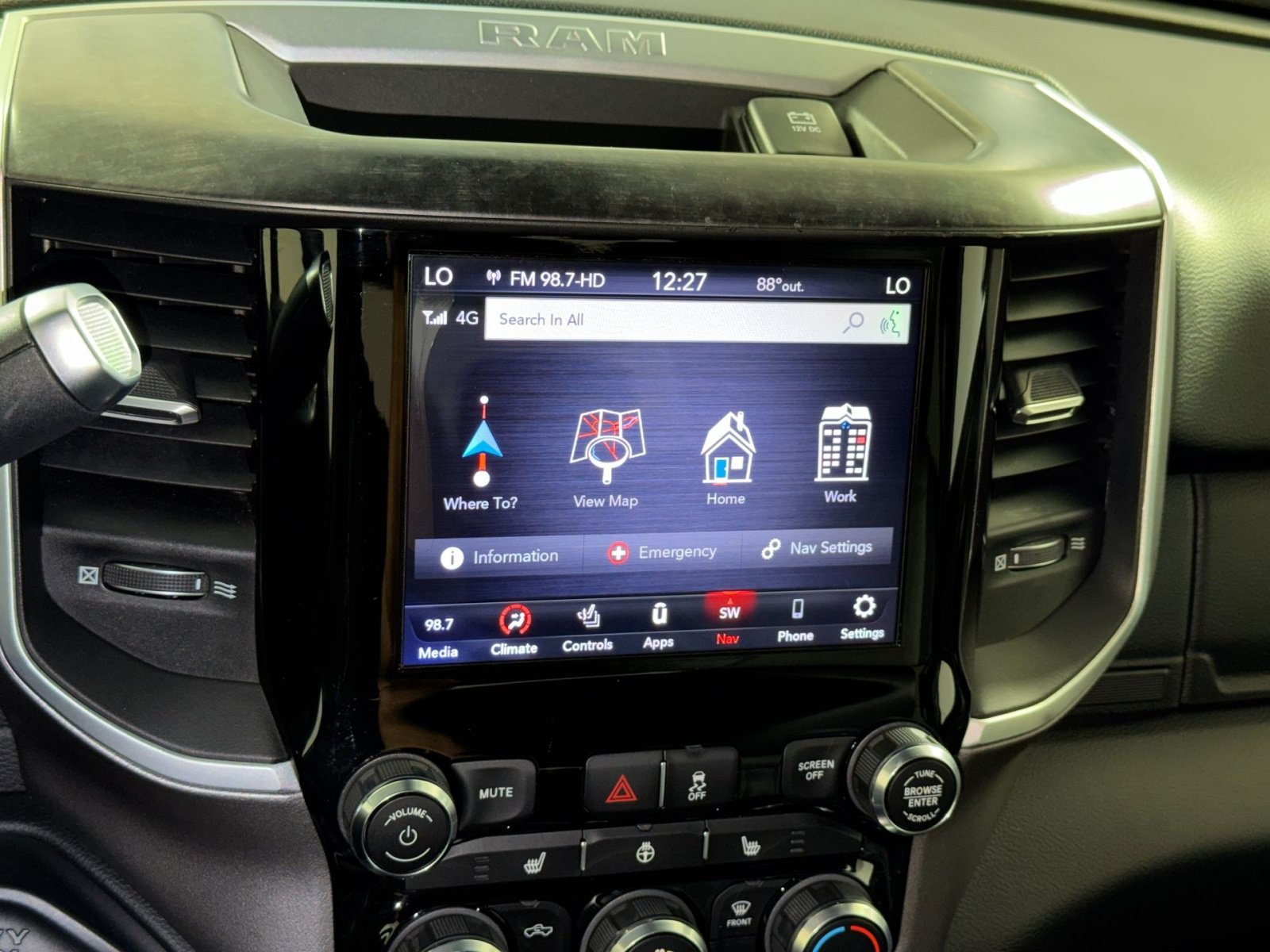 Used 2020 RAM 2500 Big Horn w/ Towing Technology Group AWD/4WD image 20
