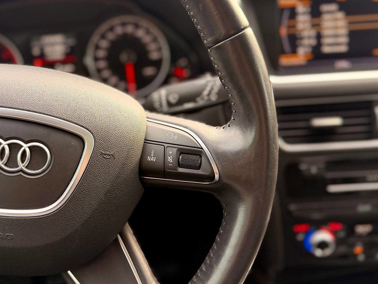 Used 2014 Audi Q5 3.0T Premium Plus AWD/4WD image 22